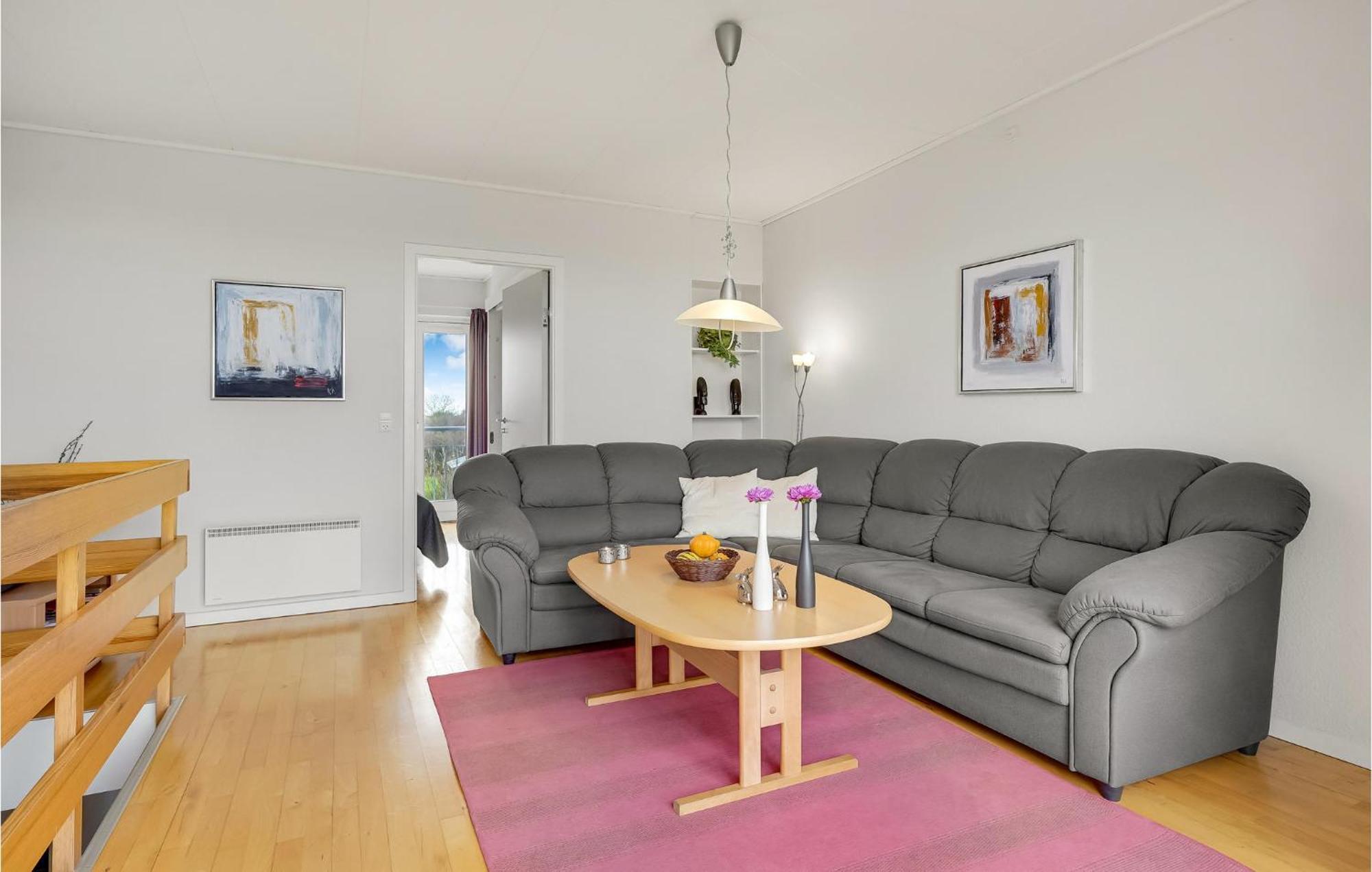2 Bedroom Stunning Home In Højer エクステリア 写真