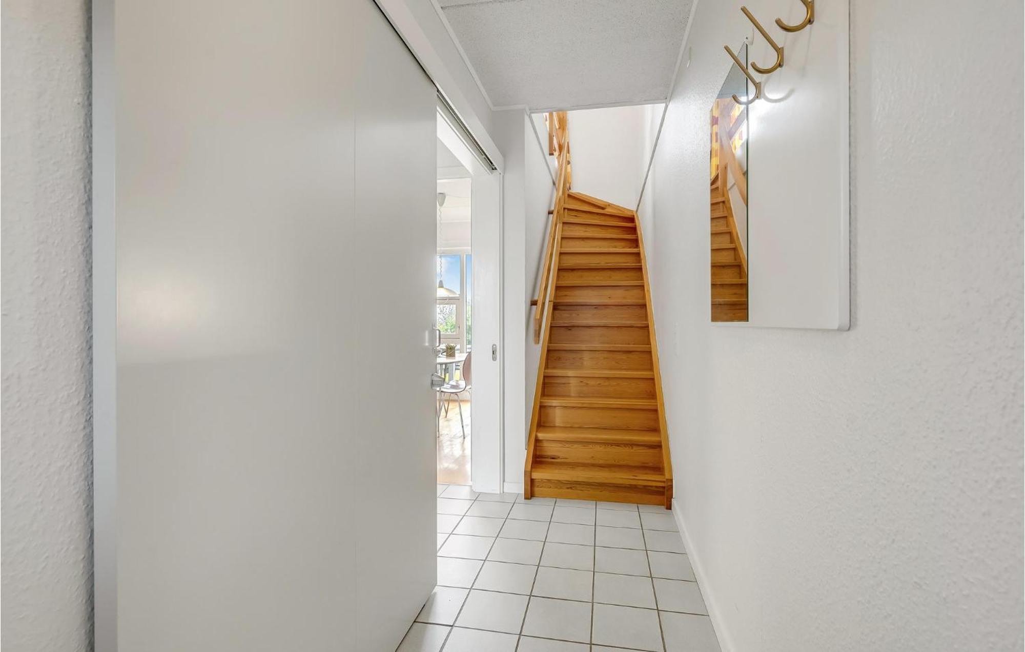 2 Bedroom Stunning Home In Højer エクステリア 写真