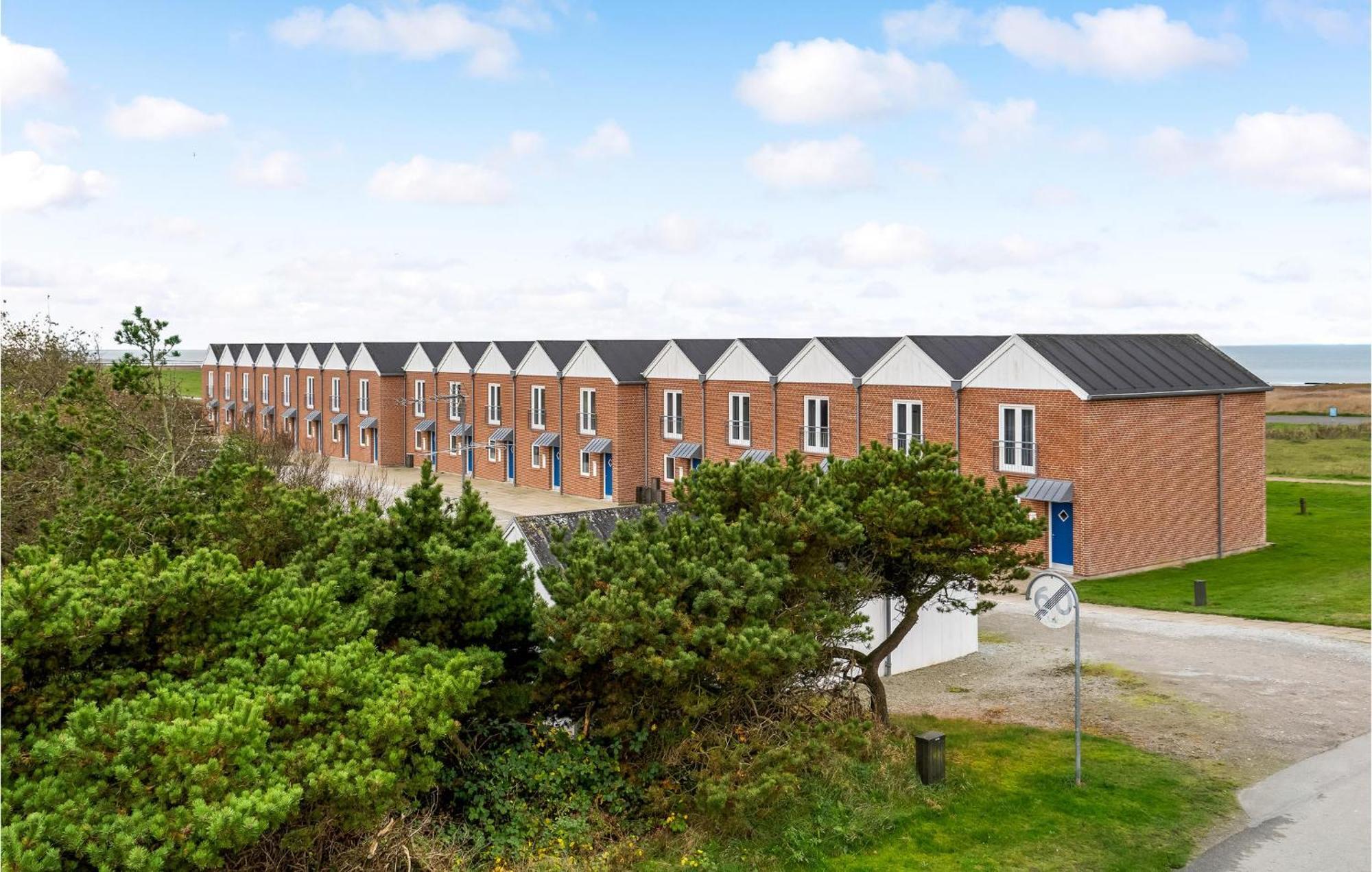 2 Bedroom Stunning Home In Højer エクステリア 写真